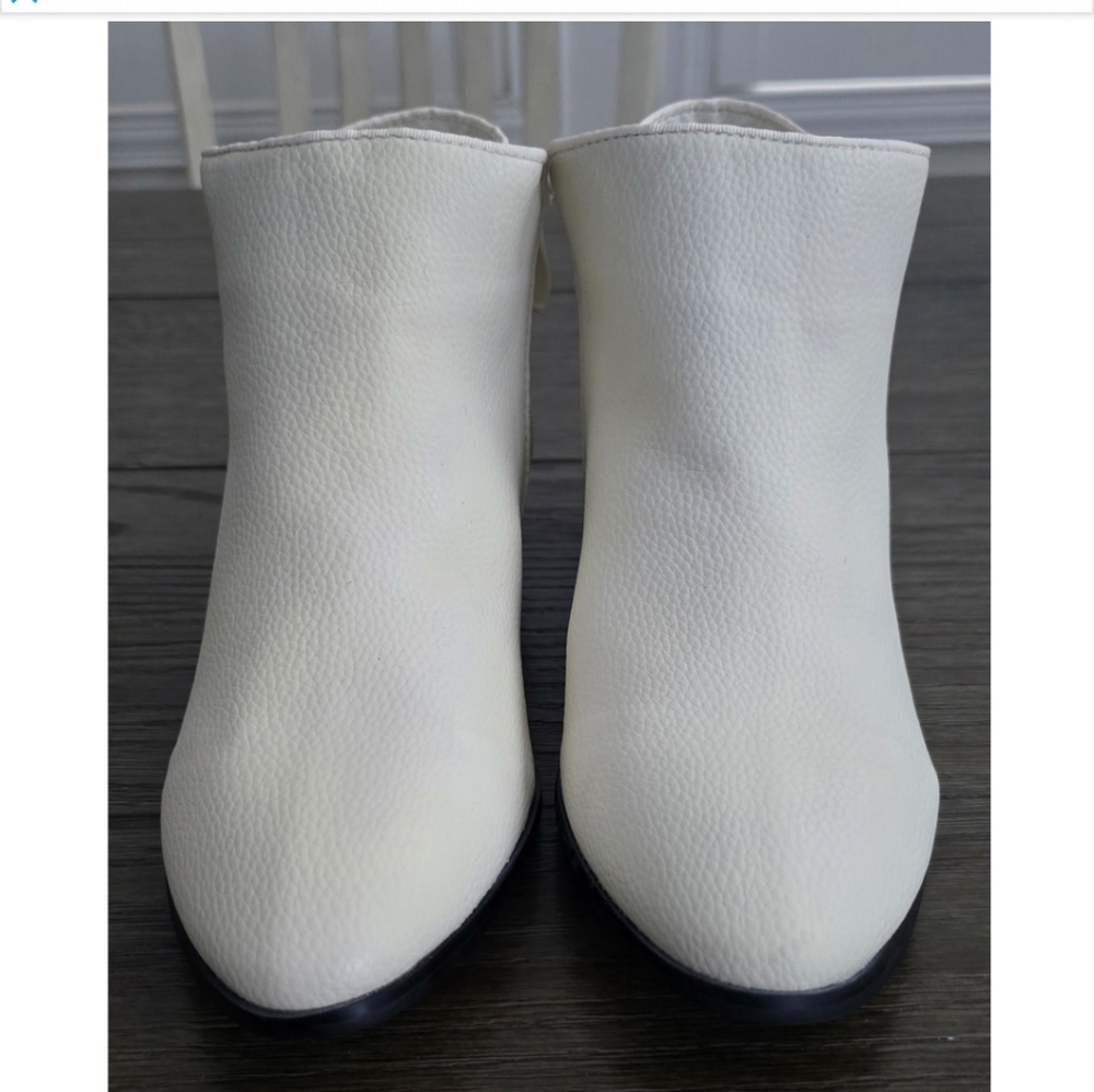 Boston Design Studio Off White Leather Ankle Booties for Women Size 10 - Picture 2 of 16
